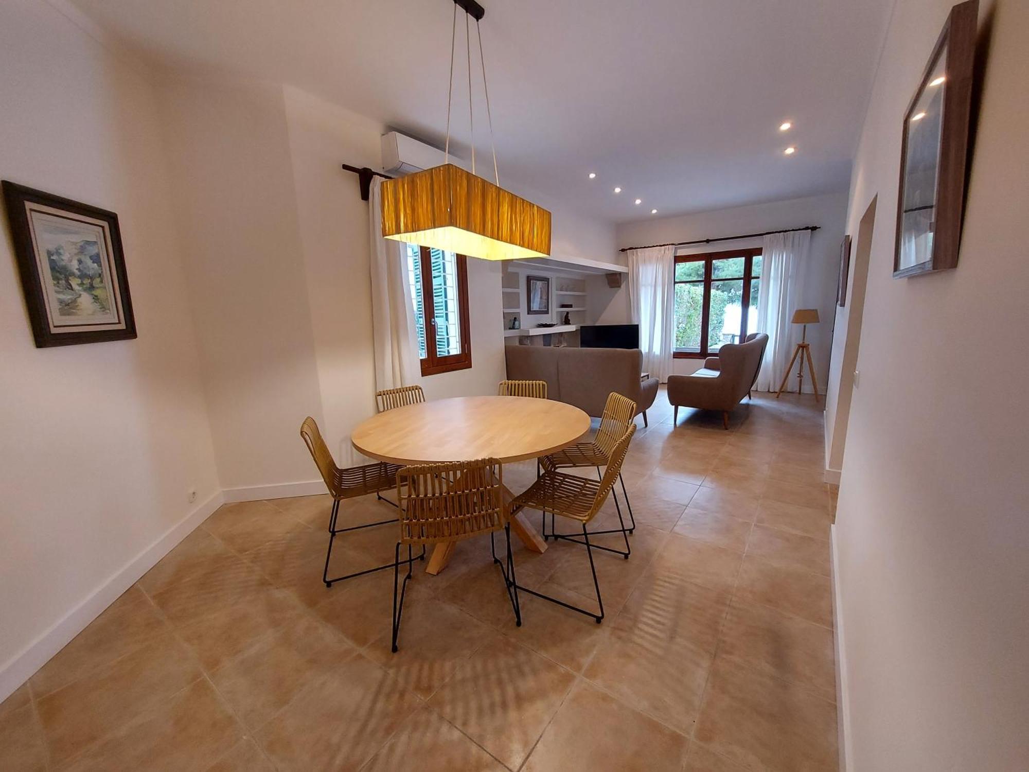 Apartamento Casa Faro Spacious, Ground Floor On The Pine Walk, Covered Terrace With Sea Views. Wifi/air Con Pollensa
