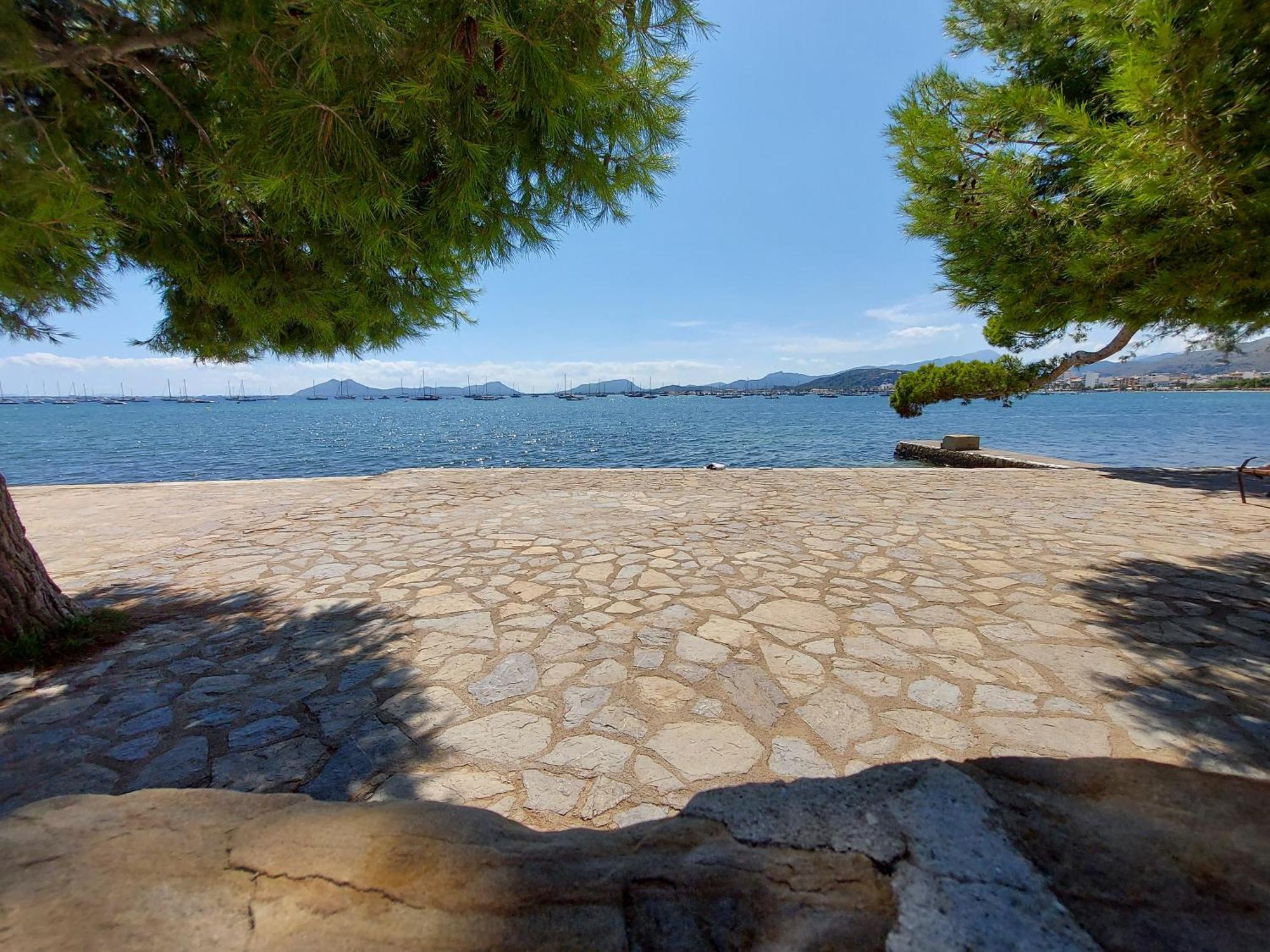 Casa Faro Spacious, Ground Floor On The Pine Walk, Covered Terrace With Sea Views. Wifi/air Con * Pollença