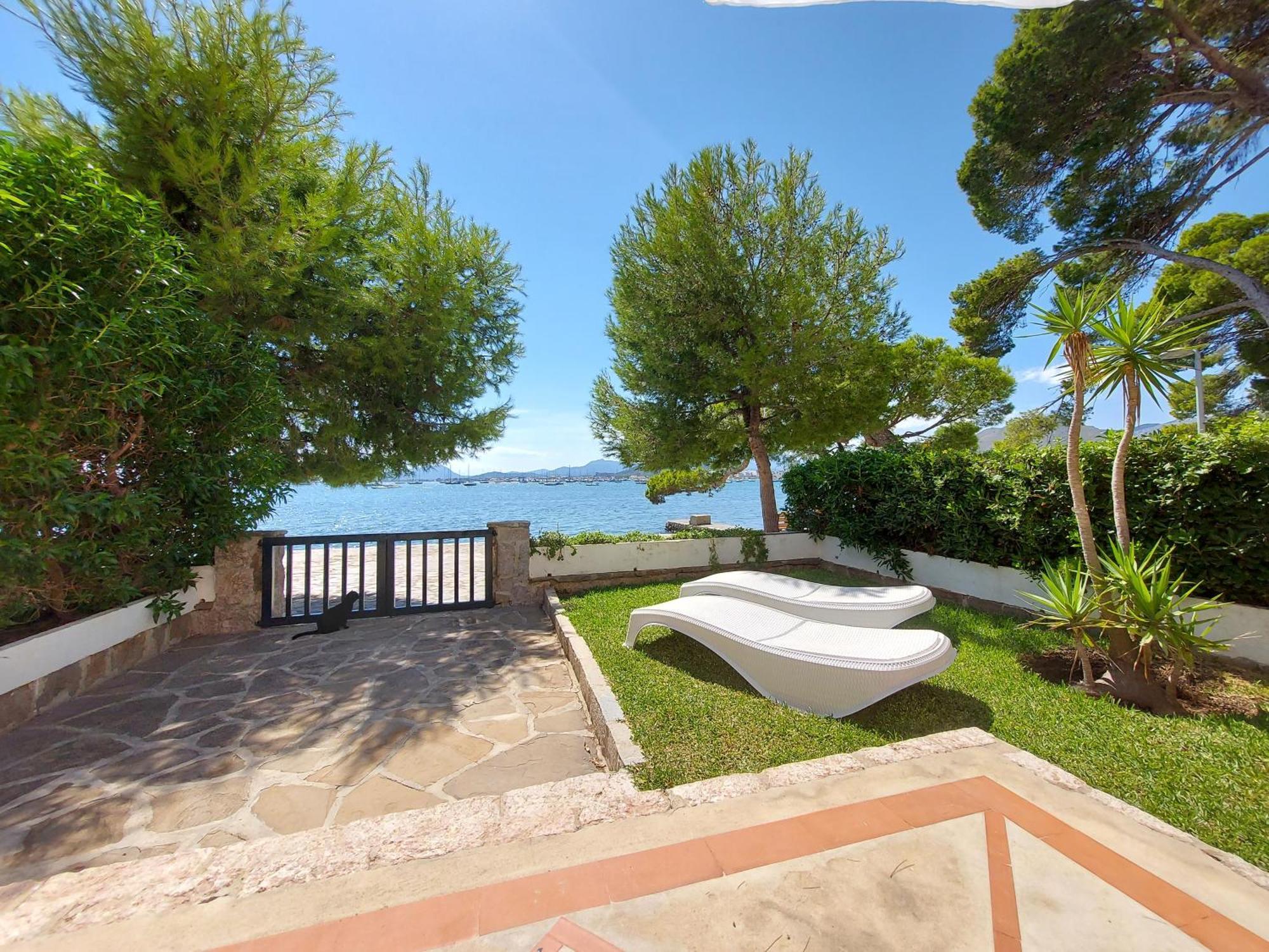 Casa Faro Spacious, Ground Floor On The Pine Walk, Covered Terrace With Sea Views. Wifi/air Con Pollença
